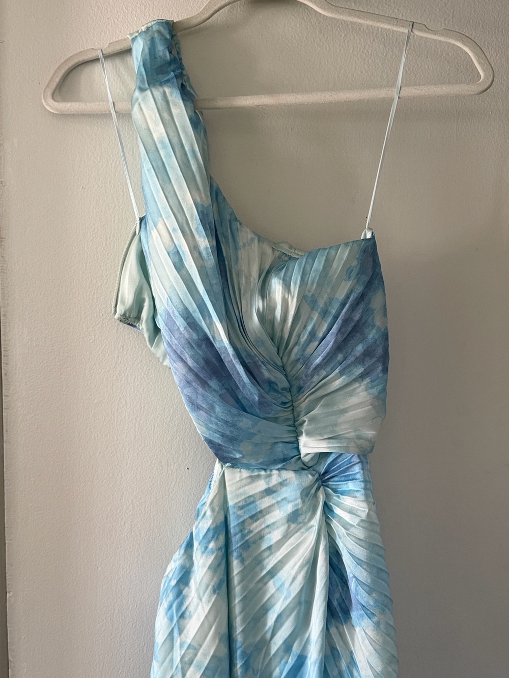A&F Abercrombie & Fitch Giselle Pleated One-Shoulder Blue Watercolor Maxi Dress
